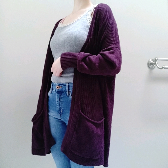 💖3/$25💖 American Eagle Knit Cardigan - Picture 3 of 10